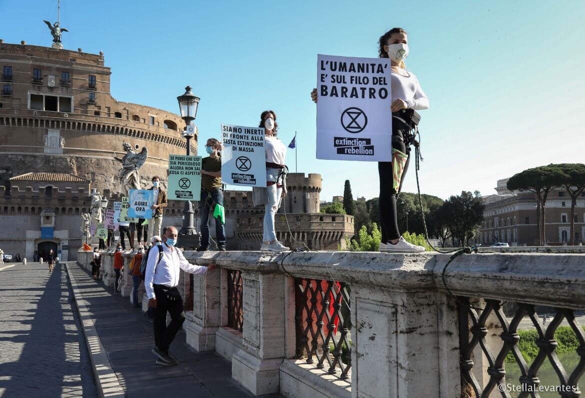 Rebels protesting againg the climate collapse